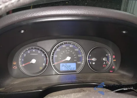 2012 Hyundai Santa Fe Se z USA, uszkodzony, nr VIN 5XYZH4AG4CG156687